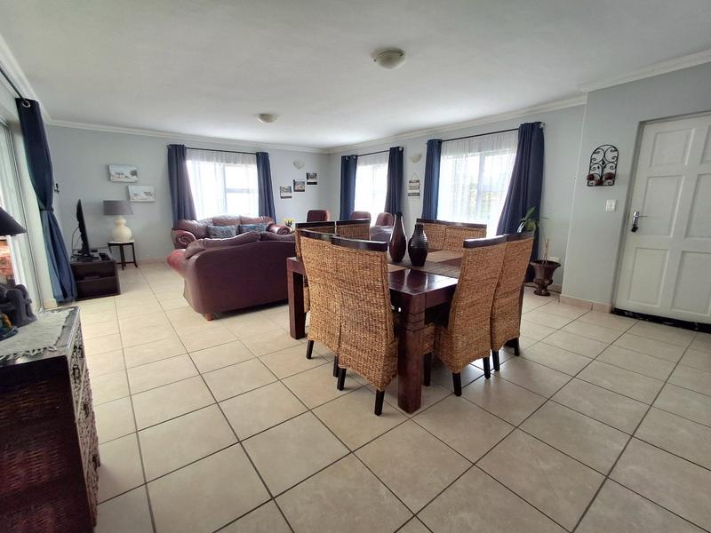 3 Bedroom Property for Sale in Golden Mile Western Cape